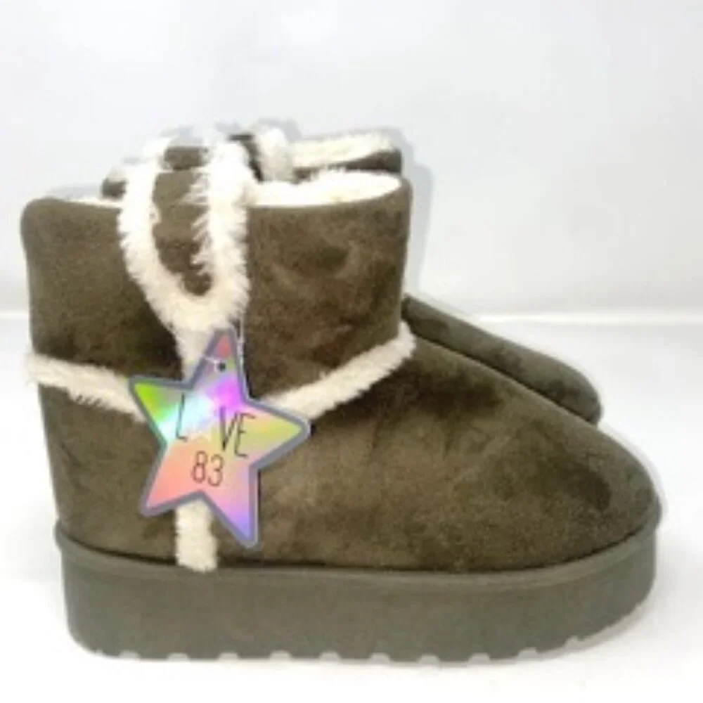 Love83 LM-11937-OL Platform Short Ankle Booties Faux Fur Olive Green Size 8